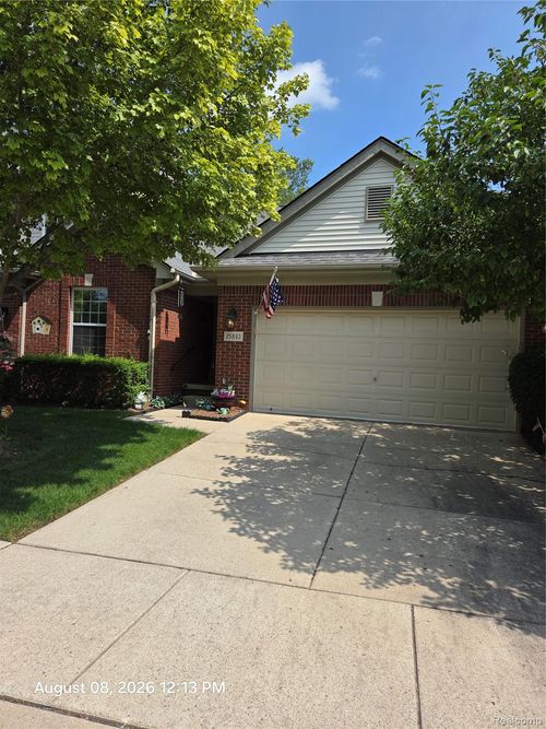 25843 Ashby Dr, Harrison Township, MI, 48045-3083 | Card Image