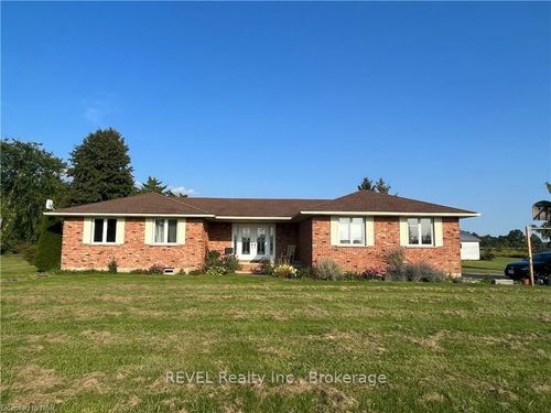 269 Church St, Fenwick, ON, L0S1C0 | Card Image