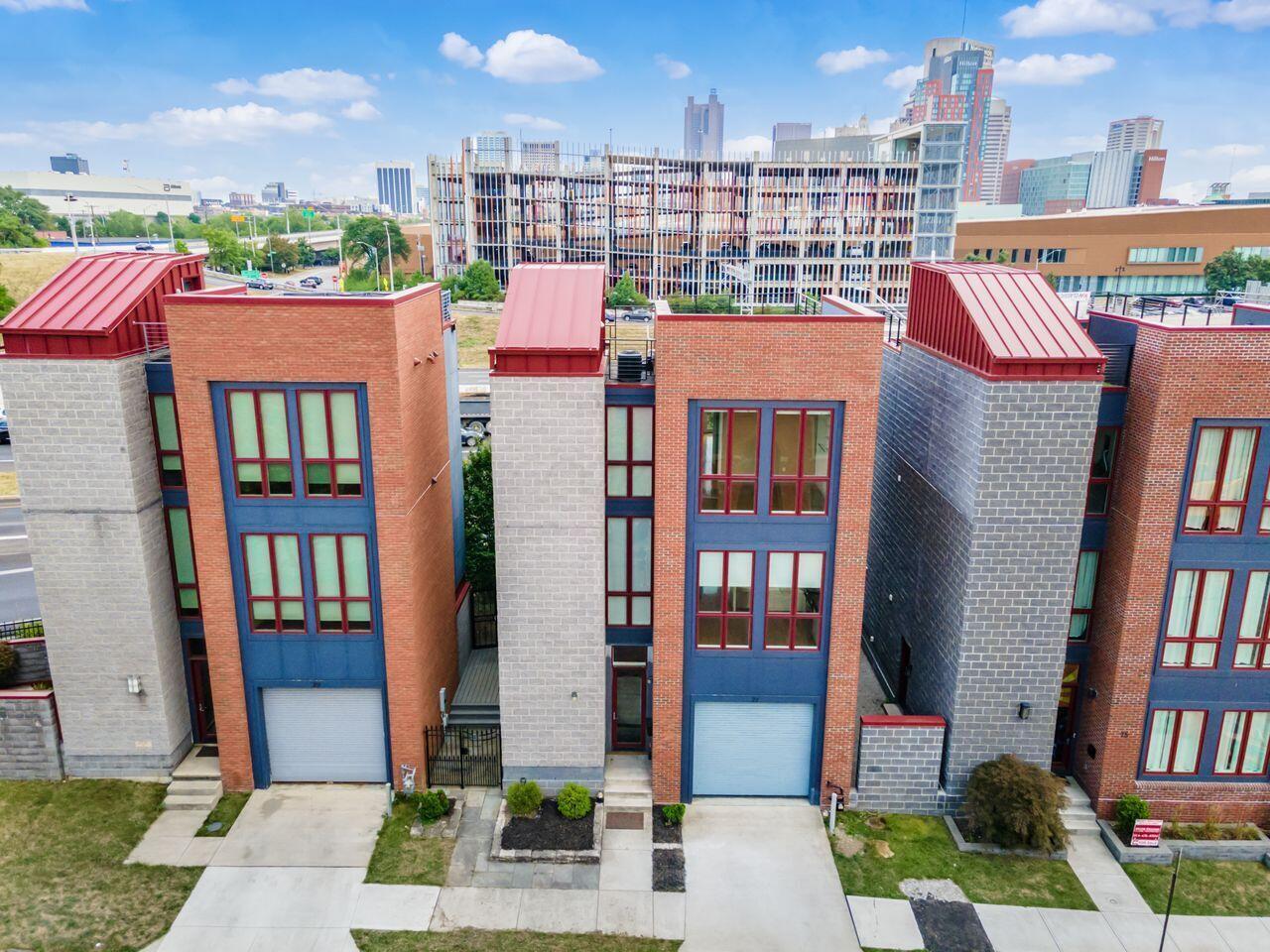 Russell St, Columbus, OH 43215