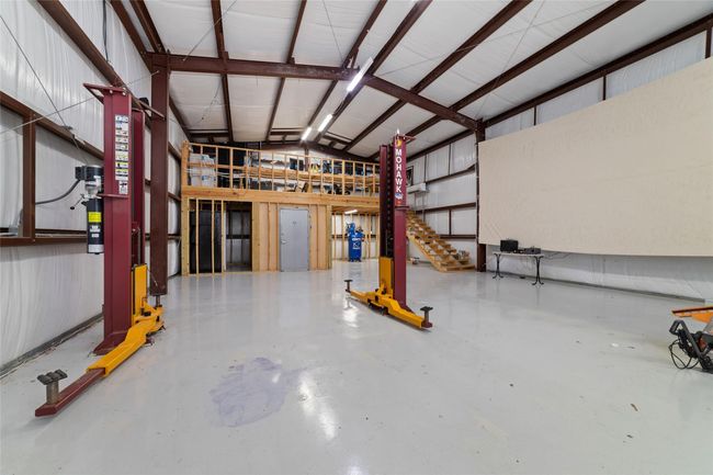 Insulated 60'x30' shop. | Image 36