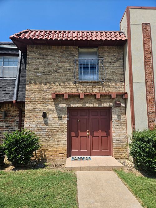 apt-198-1823 E Grauwyler Rd, Irving, TX, 75061-3047 | Card Image
