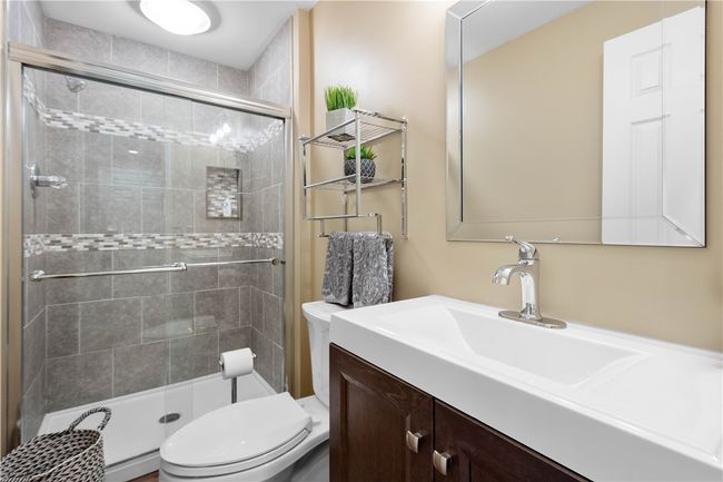 204 Elmhurst Cir, House other with 4 bedrooms, 4 bathrooms and 2 parking in Cranberry Township PA | Image 32