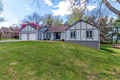 66 Stonecrest, Saint Joseph, MO, 64506-4014 | Card Image