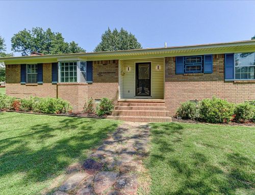 1616 Pine Bluff St, Malvern, AR, 72104-4610 | Card Image