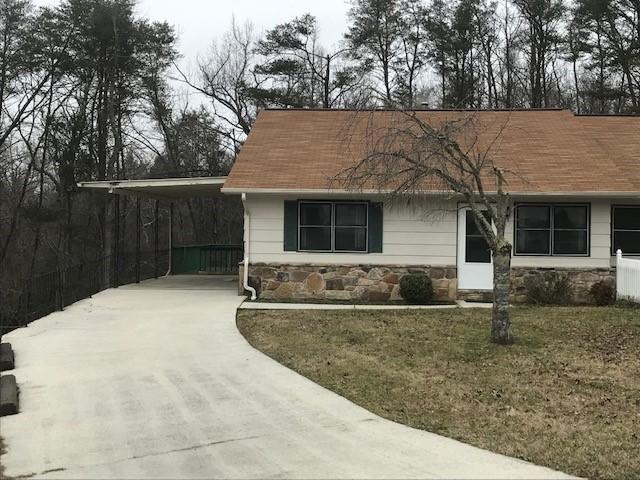 Wood Ln, Sparta, TN 38583