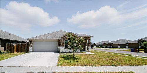 3902 Targaryen Way, Corpus Christi, TX, 78410-1416 | Card Image