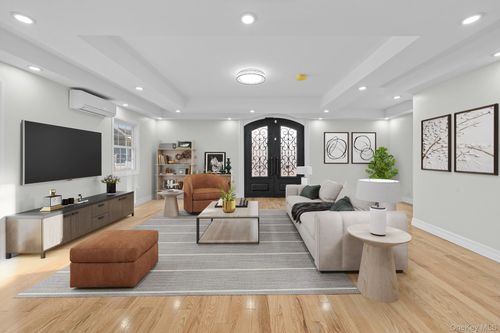 17109 144th Avenue, New York, NY, 11434 | Card Image