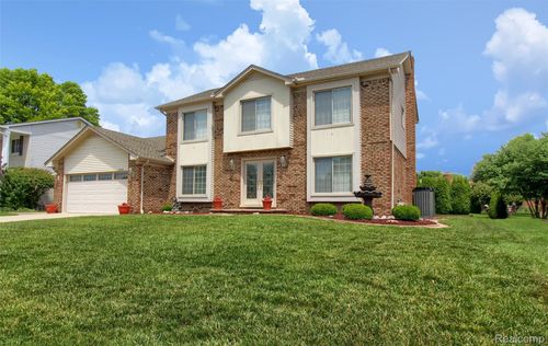 38188 Mallory Dr, Livonia, MI, 48154-1110 | Card Image