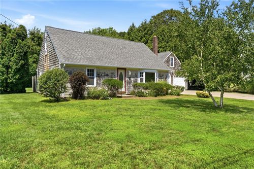 6 Lakewood Dr, Narragansett, RI, 02882-3508 | Card Image