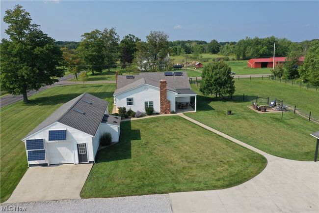 8622 Brosius Road, House other with 2 bedrooms, 1 bathrooms and null parking in Nelson OH | Image 3