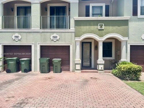 568 Ne 35th Ave, Homestead, FL, 33033-7628 | Card Image