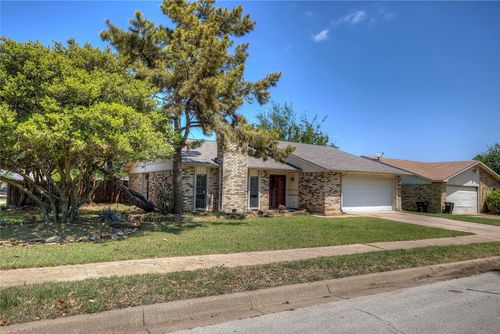 4232 Sweetgum Way, Fort Worth, TX, 76133-7554 | Card Image