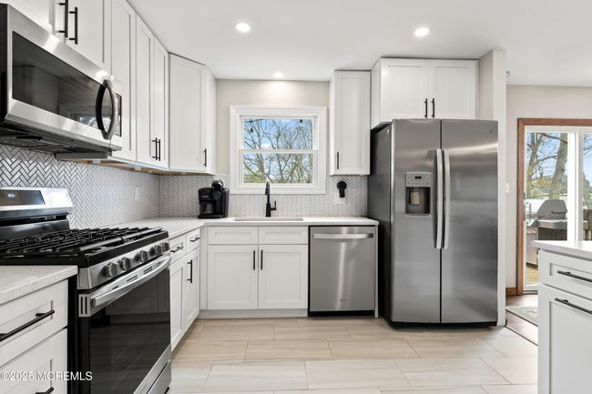 35 Chestnut Hill Rd, House other with 4 bedrooms, 2 bathrooms and null parking in Howell NJ | Image 9