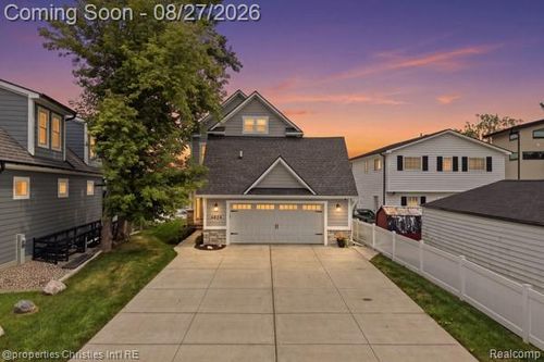 4824 Clinton Dr, Clarkston, MI, 48346-3804 | Card Image