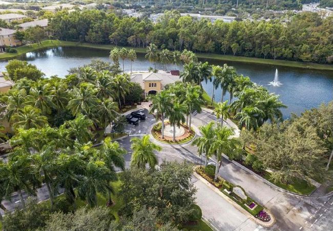 APT-902 - 900 Crestwood Ct S, Condo with 3 bedrooms, 2 bathrooms and null parking in Royal Palm Beach FL | Image 34