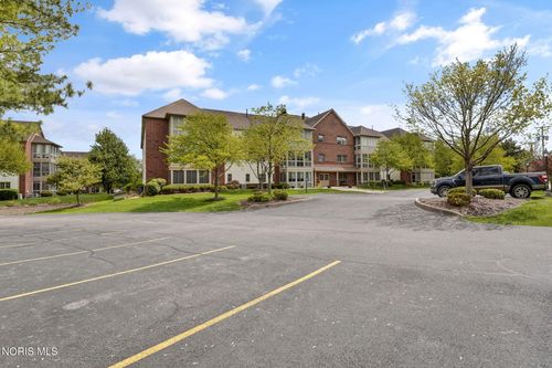 apt-305-4730 Glendale Avenue, Toledo, OH, 43614 | Card Image