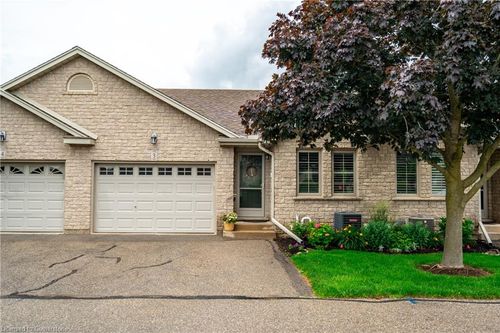 3-19 Hanlon Pl, Paris, ON, N3L4E8 | Card Image