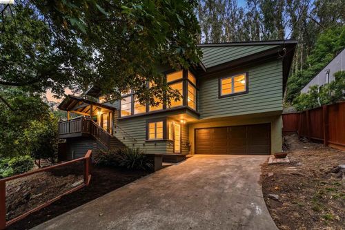 6611 Pinehaven Rd, Oakland, CA, 94611-1011 | Card Image