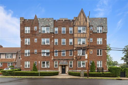 2f-2 Lockwood Ave, Bronxville, NY, 10708-4533 | Card Image