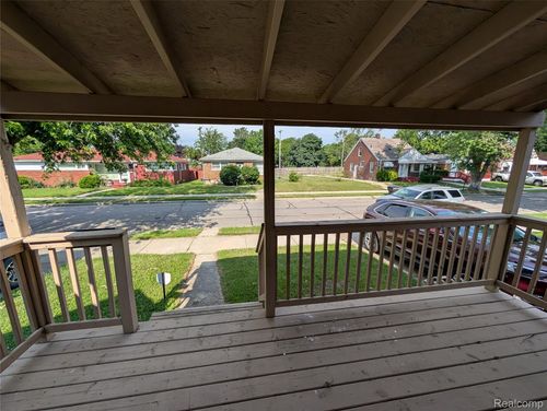 20438 Veach St, Detroit, MI, 48234-3220 | Card Image