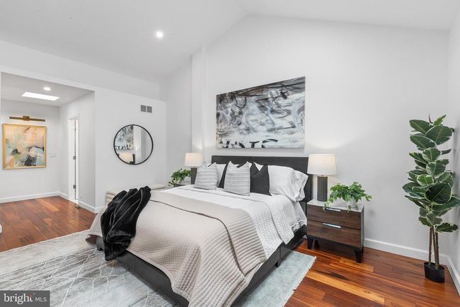 2203 Race St, Townhouse with 3 bedrooms, 3 bathrooms and null parking in PHILADELPHIA PA | Image 30