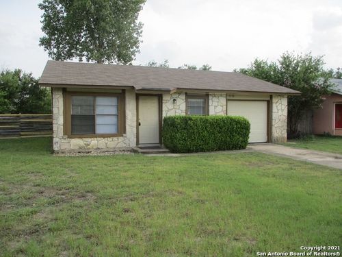9750 Hidden Swan, San Antonio, TX, 78250-4825 | Card Image