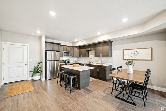 302 - 2101 Main St, Condo with 3 bedrooms, 3 bathrooms and 4 parking in Sunset UT | Image 7