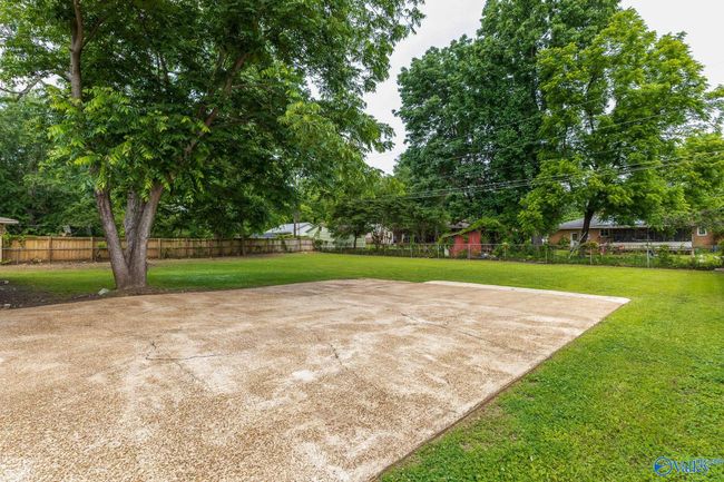 3906 Broadmor Rd Nw, House other with 4 bedrooms, 2 bathrooms and null parking in Huntsville AL | Image 9