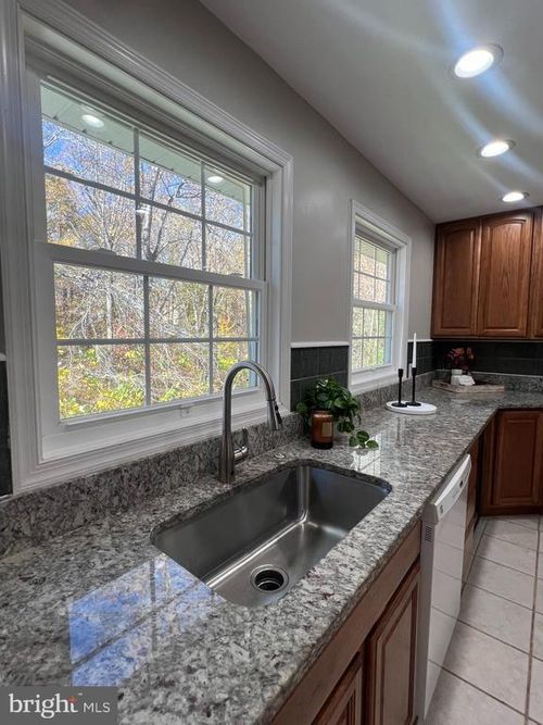 6027 Cathedral Rd, FREDERICKSBURG, VA, 22407-5033 | Card Image