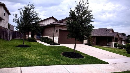 7058 Silverleaf Oak Street, Conroe, TX, 77304 | Card Image