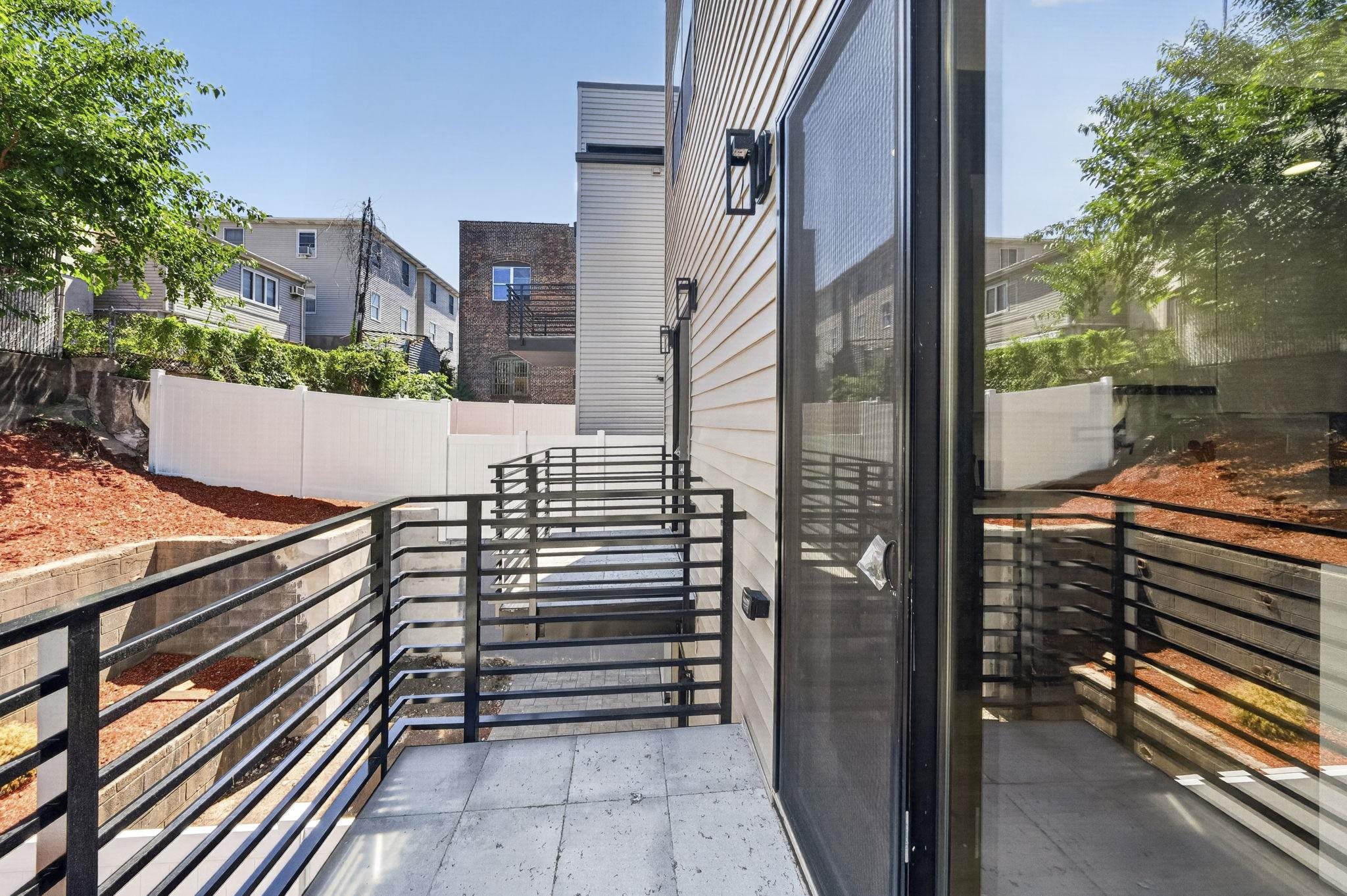 Residential in JC, Heights 5