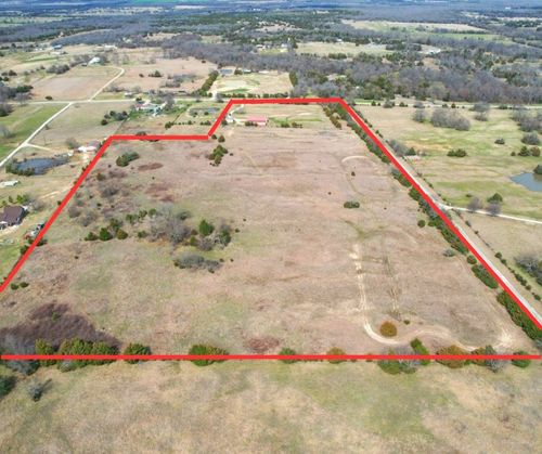 2035 Fm 1566 W, Celeste, TX, 75423-4262 | Card Image