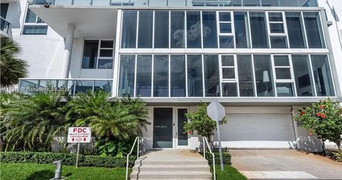 apt-105-600 Ne 27th St, Miami, FL, 33137-4696 | Card Image