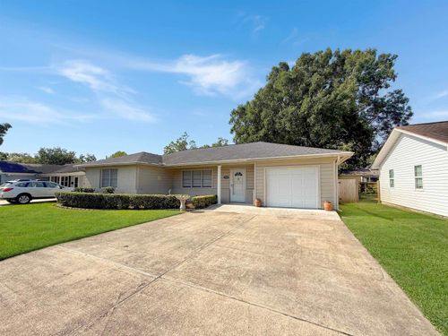 2749 Rose Ln, Groves, TX, 77619-5033 | Card Image