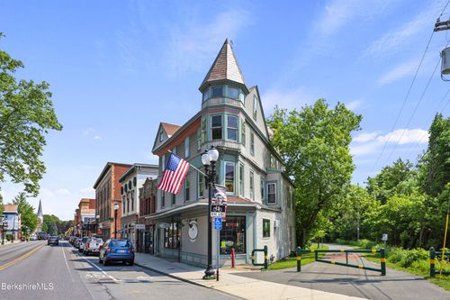 1 Park St, Adams, MA, 01220-2011 | Card Image
