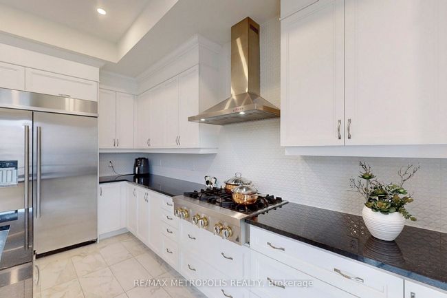 100 Ballantyne Blvd, House other with 4 bedrooms, 4 bathrooms and 2 parking in Vaughan ON | Image 10