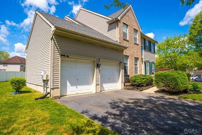 35 Larkspur Drive, House other with 4 bedrooms, 2 bathrooms and null parking in South Brunswick NJ | Image 3