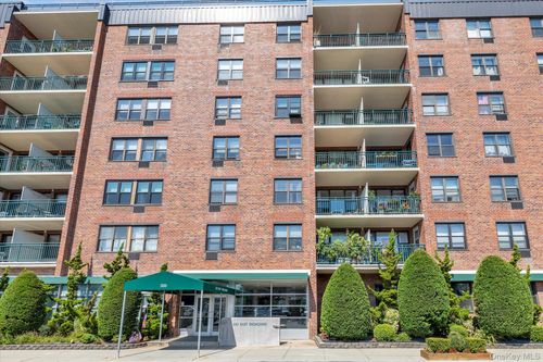 apt-2c-333 E Broadway, Long Beach, NY, 11561-4313 | Card Image