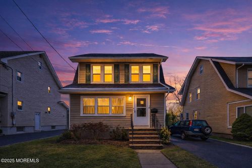 18 Palmer St, Bloomfield, NJ, 07003-4221 | Card Image