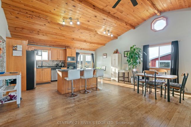 52 Caintown Rd, House other with 3 bedrooms, 2 bathrooms and 4 parking in Front Yonge ON | Image 10