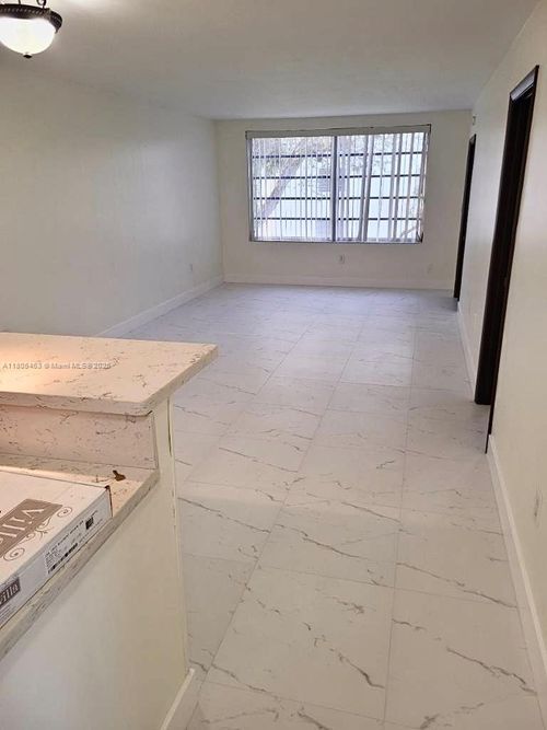 apt-210-7480 Nw 17th St, Plantation, FL, 33313-5171 | Card Image