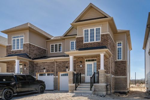 15 Mission St, Wasaga Beach, ON, L9Z0L8 | Card Image