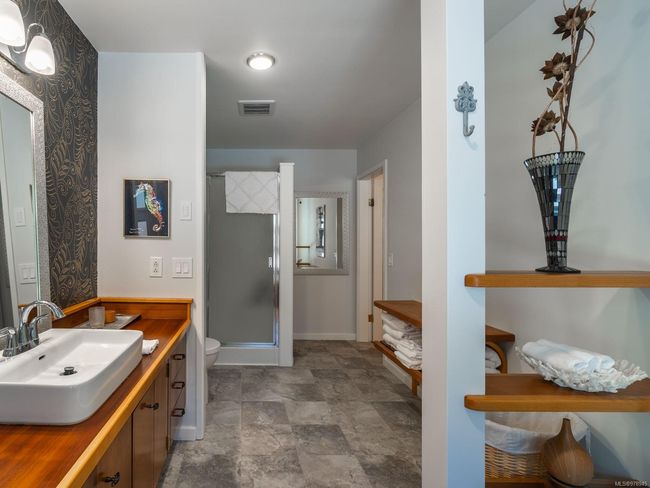 410 17 Th Ave, House other with 4 bedrooms, 5 bathrooms and 4 parking in Sointula BC | Image 40