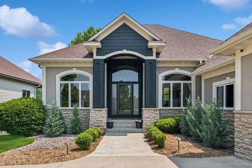 11883 Flanders Cir Ne, Blaine, MN, 55449-7511 | Card Image