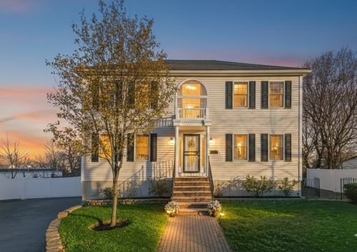 5 Stanley Ter, Saugus, MA, 01906-2751 | Card Image