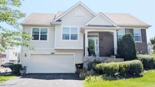 599 Treble Ln, Volo, IL, 60073-5936 | Card Image