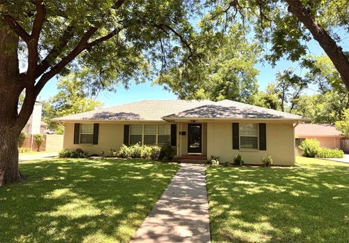 817 Rivercrest Dr, Abilene, TX, 79605-2840 | Card Image