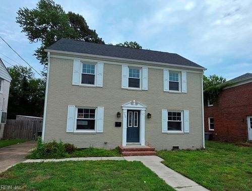 130 Burns Street, Hampton, VA, 23669 | Card Image