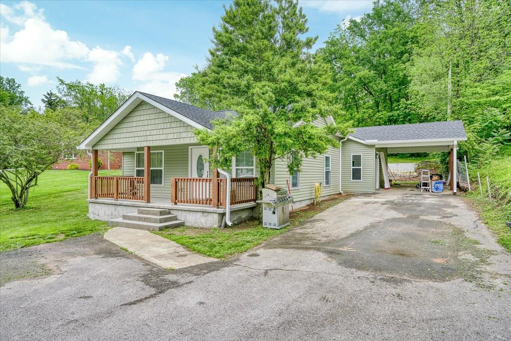 Walnut Ave, Cookeville, TN 38501