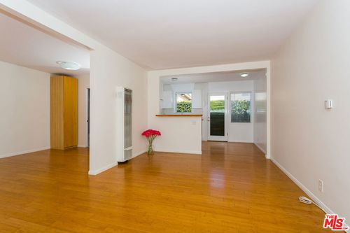 2410 Abbot Kinney Blvd, Venice, CA, 90291-3311 | Card Image